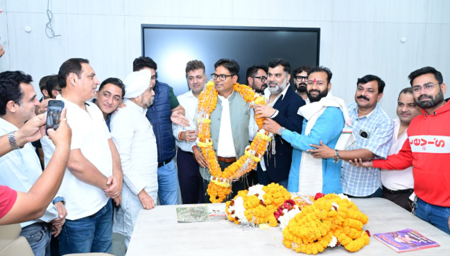 छत्तीसगढ़ की नई भूमि गाइडलाइन से रियल एस्टेट में उत्साह, वित्त मंत्री ओपी चौधरी का क्रेडाई ने किया सम्मान