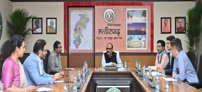 राष्ट्रपति द्रौपदी मुर्मू के छत्तीसगढ़ दौरे की तैयारी तेज, मुख्य सचिव ने उच्च स्तरीय बैठक में दिए सख्त निर्देश