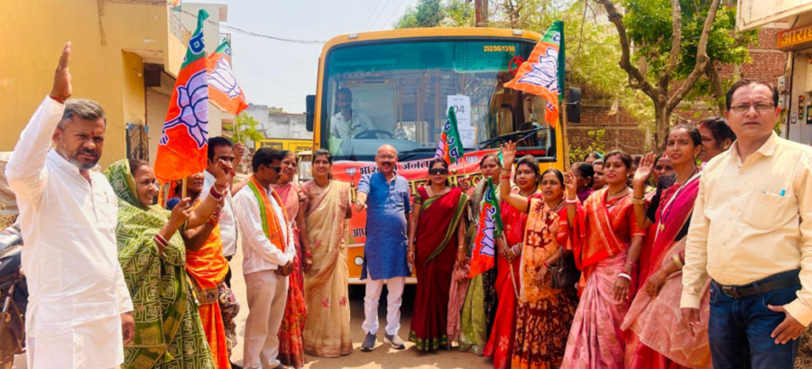Naaree Shakti का गुस्सा: रायपुर रैली में दुर्ग की 1000+ महिलाएं — कांग्रेस को मिलेगा मुँहतोड़ जवाब!