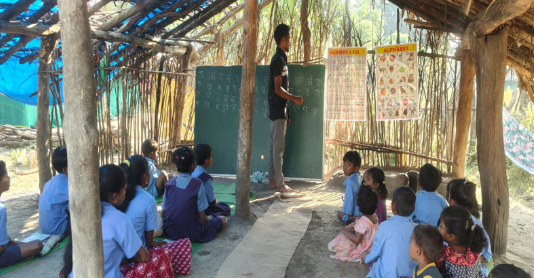 सुकमा के दूरस्थ इलाकों में गूंजी स्कूल की घंटी: नक्सल प्रभावित गांवों में फिर लौटी शिक्षा की रोशनी