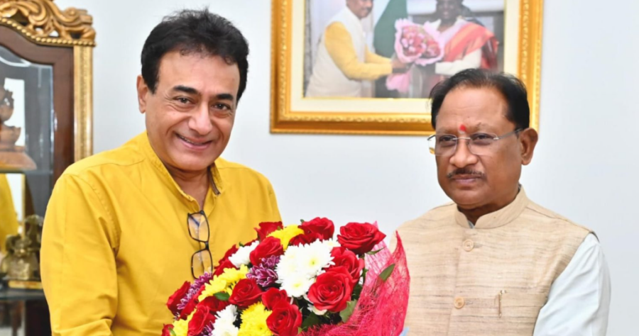 मुख्यमंत्री विष्णु देव साय से अभिनेता नीतिश भारद्वाज की सौजन्य मुलाकात, छत्तीसगढ़ की जनजातीय कला पर हुई चर्चा