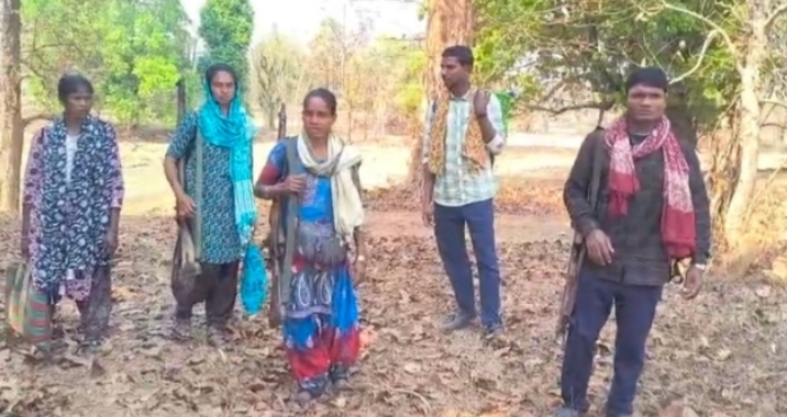 छत्तीसगढ़ में 6 माओवादियों का सरेंडर – 4 हथियार जब्त