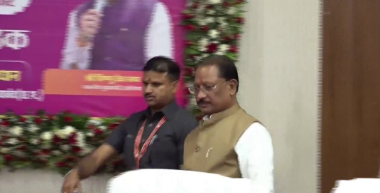 Raipur Division Review Meeting: सुपेबेड़ा से लेकर किसानों तक, मुख्यमंत्री ने दिए कई अहम निर्देश