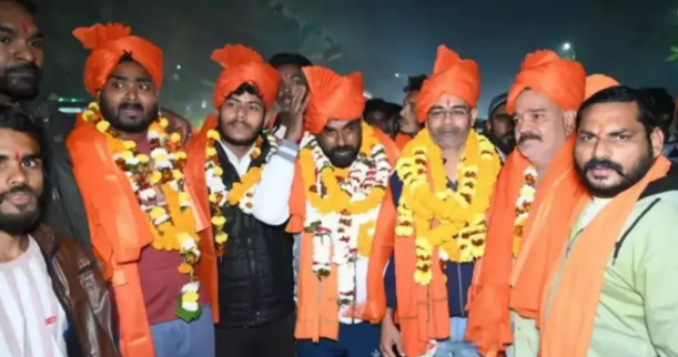 मैग्नेटो मॉल तोड़फोड़ मामले में जमानत पर छूटे बजरंग दल कार्यकर्ता, समर्थकों ने दिया ‘हीरो वेलकम’
