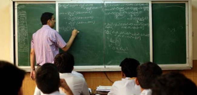 Chhattisgarh Teacher Recruitment 2025: मुख्यमंत्री विष्णु देव साय ने 5000 शिक्षकों की भर्ती को दी मंजूरी, शिक्षा व्यवस्था को मिलेगा नया बल