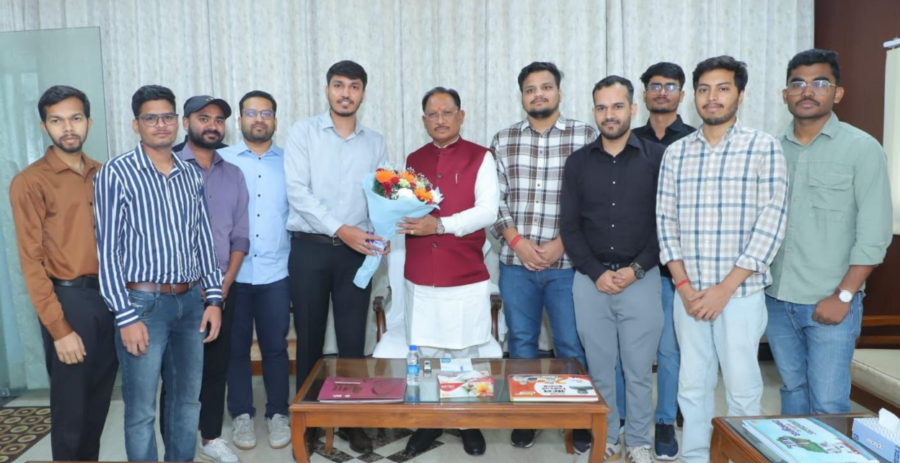 UPSC Tribal Youth Hostel Success: 13 विद्यार्थियों ने बढ़ाया छत्तीसगढ़ का गौरव