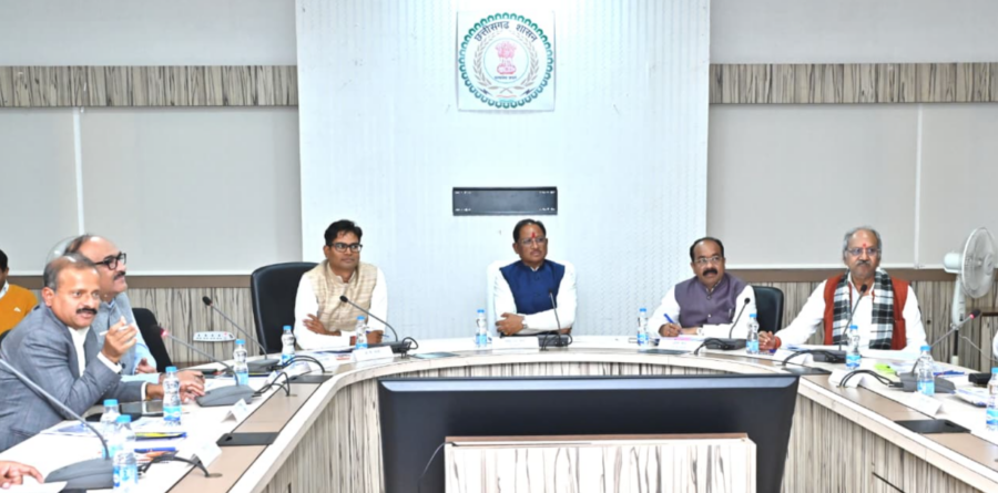 रायपुर को मेट्रो सिटी बनाने की दिशा में मुख्यमंत्री विष्णुदेव साय ने की उच्चस्तरीय समीक्षा बैठक