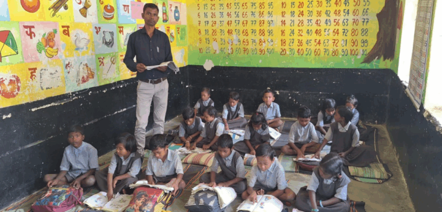 सरपता प्राथमिक शाला में शिक्षक की नियुक्ति से लौटी पढ़ाई की रौनक, बच्चों में दिखा नया उत्साह