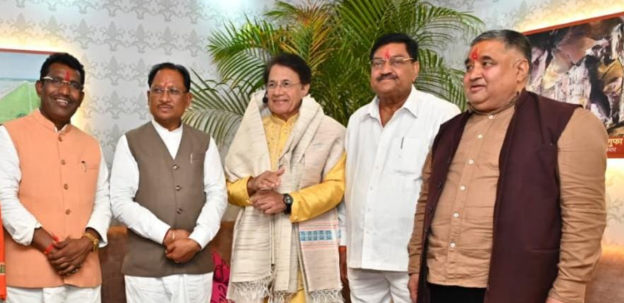सुनो श्री राम कहानी से गूंजा त्रिवेणी संगम, अरुण गोविल की प्रस्तुति ने जगाई भक्ति की अलख