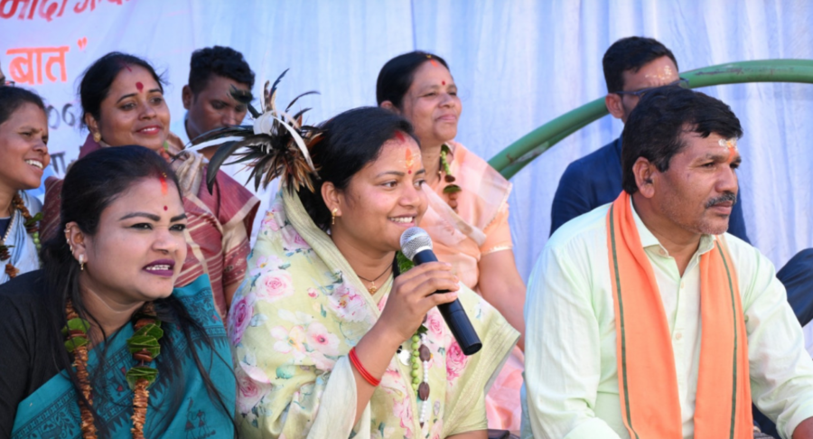Mahatari Sammelan: अबूझमाड़ में महिलाओं को मिला बड़ा भरोसा, जल्द खुलेगा महतारी वंदन योजना पोर्टल