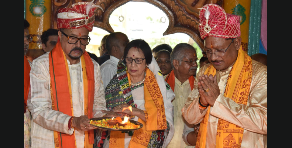 राज्यपाल और मुख्यमंत्री ने निभाई छेरापहरा की रस्म, रायपुर में भव्य रथ यात्रा का आयोजन