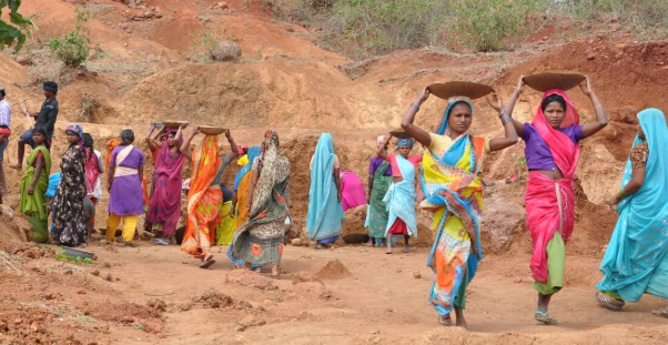 VB G RAM G योजना से खुश ग्रामीण श्रमिक: 100 से बढ़कर 125 दिन का रोजगार, गांव में ही बढ़ेगी आमदनी