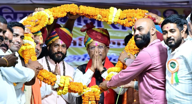 Vishnu Deo Sai: 2 बड़ी घोषणाएं, समाज को मिला बड़ा सम्मान