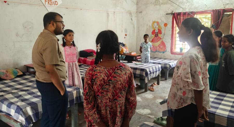 Sukma Hostel Inspection: छात्रावासों में लापरवाही पर प्रशासन सख्त, कई अधिकारी निलंबित