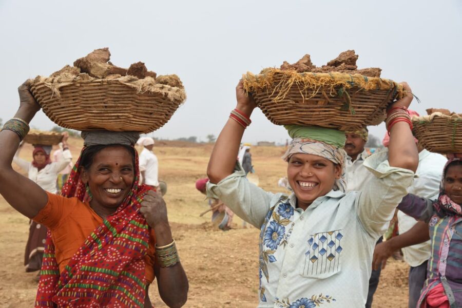 chhattisgarh में महिला श्रमिकों की बदल रही पहचान