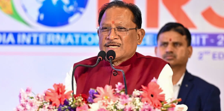 नक्सलवाद खत्म करने की समय-सीमा बढ़ी? CM विष्णुदेव साय के बयान से सियासी हलकों में चर्चा