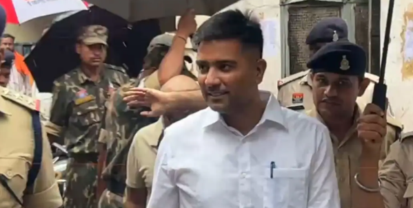 EOW की पूरक चार्जशीट में चैतन्य बघेल का नाम, 250 करोड़ के अवैध लेनदेन का दावा