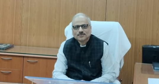 श्मशान घाटों की दुर्दशा पर हाईकोर्ट सख्त: मुख्य न्यायाधीश रामेश सिन्हा बोले, हर इंसान सम्मानजनक विदाई का हकदार