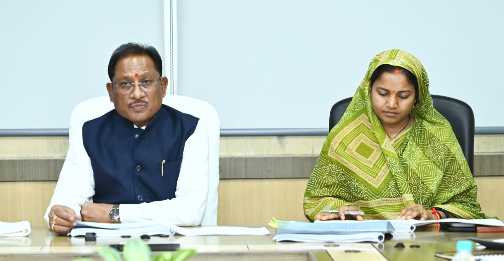 मुख्यमंत्री विष्णु देव साय ने दी सख्त हिदायत: अगली कलेक्टर कॉन्फ्रेंस में महिलाओं और बच्चों की योजनाओं की होगी गहन समीक्षा