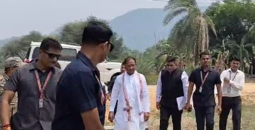 मुख्यमंत्री श्री विष्णु देव साय पहुंचे बीजापुर के गलगम, CRPF जवानों का बढ़ाया हौसला