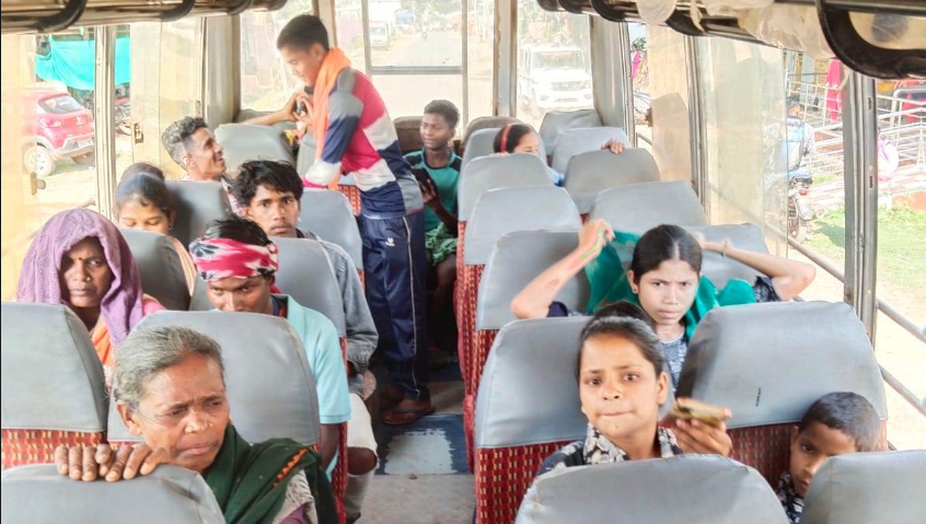 अबूझमाड़ में विकास की नई रफ्तार: कुतुल और मसपुर तक बस सेवा, 4जी नेटवर्क से जुड़े ग्रामीण क्षेत्र