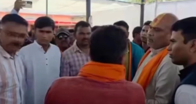 SuShasan Tihar 2026 में बड़ी कार्रवाई, जनता से अशिष्ट व्यवहार पर CEO निलंबित