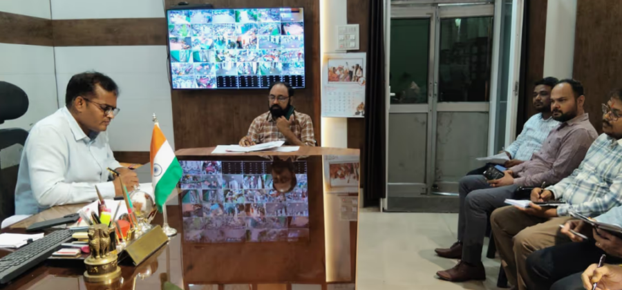 रायगढ़ News: PWD बैठक में कमिश्नर का बड़ा एक्शन – 5 सख्त निर्देश जारी, लापरवाह ठेकेदार होंगे ब्लैकलिस्ट