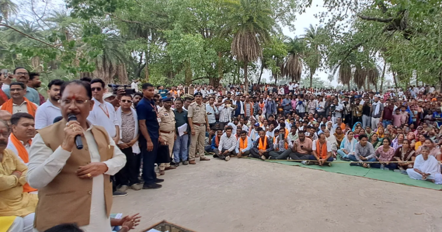 CM Grievance Redressal Camp: जनता के बीच पहुंचे मुख्यमंत्री विष्णुदेव साय