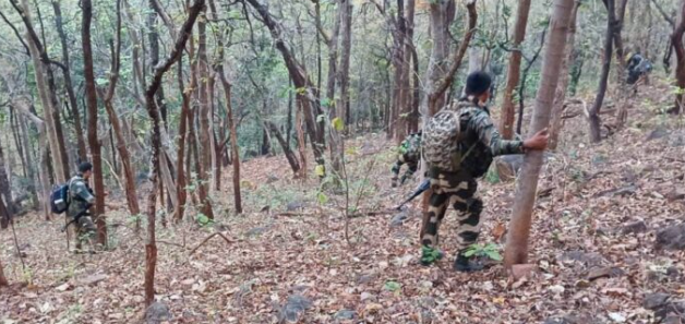 Kanker Maoist Encounter: जंगल में महिला नक्सली ढेर, हथियार बरामद – 31 मार्च के बाद की पहली बड़ी मुठभेड़
