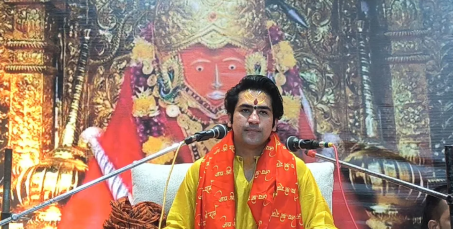 खामियां खुद में और खूबियां दूसरों में देखें, तभी जीवन सफल बनेगा – पंडित धीरेंद्र कृष्ण शास्त्री