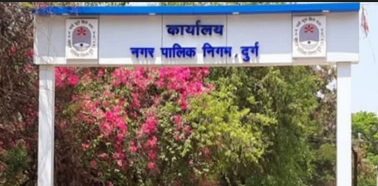 निगम आयुक्त सुमित अग्रवाल का औचक निरीक्षण – गंदगी और अतिक्रमण पर 5 जगह लगा फाइन, बड़ी कार्रवाई