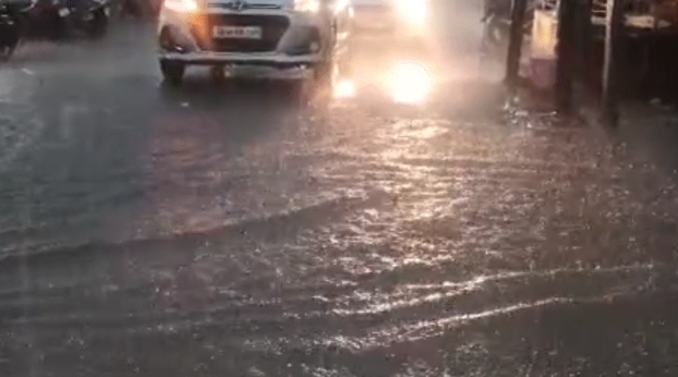 Chhattisgarh Heavy Rain Alert: कोरबा में बिजली गिरने से किसान की मौत, अगले 5 दिन भारी बारिश और आकाशीय बिजली का अलर्ट