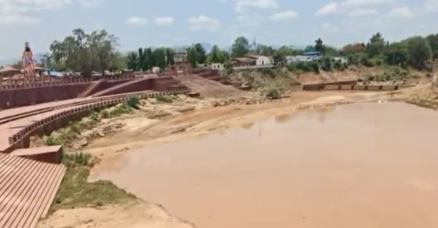 Dantewada में गहराता जल संकट