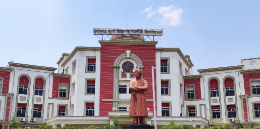CSVTU भिलाई में दशहरा अवकाश पर भेदभाव: नियमित कर्मचारियों को छुट्टी, अस्थायी कर्मचारी रहे वंचित, बढ़ा असंतोष