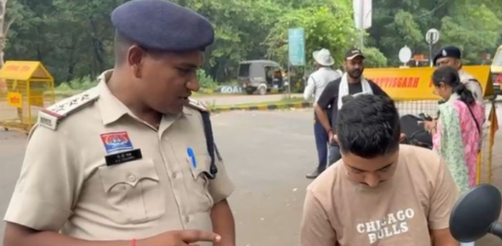 Police Sticker Action: दुर्ग में निजी गाड़ियों पर चलेगा सख्त अभियान