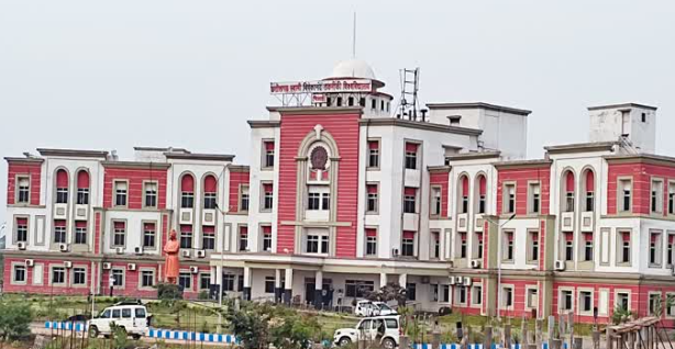 छत्तीसगढ़ के CSVTU खिलाड़ियों का हक छीना जा रहा? कंसल्टेंट पर भत्ता हड़पने का आरोप, कुलपति से कार्रवाई की मांग