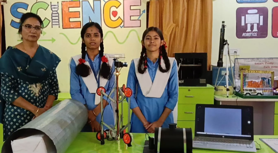 दुर्ग की छात्रा कविता साहू का कमाल, मैनहोल सफाई के लिए बनाया रोबोट, राष्ट्रपति भवन से मिला विशेष निमंत्रण