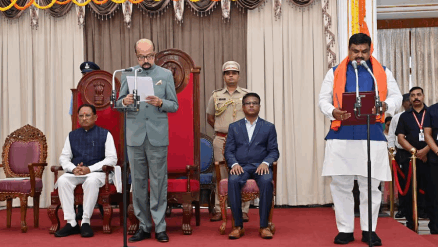राजभवन में शपथ ग्रहण: गजेन्द्र यादव, राजेश अग्रवाल और गुरू खुशवंत साहेब मंत्रीमंडल में शामिल