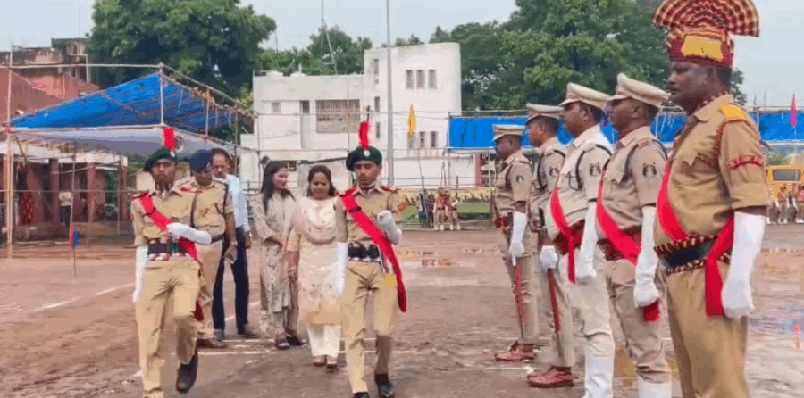 बेमेतरा में स्वतंत्रता दिवस की फुल ड्रेस रिहर्सल संपन्न, देशभक्ति से सराबोर रहा माहौल
