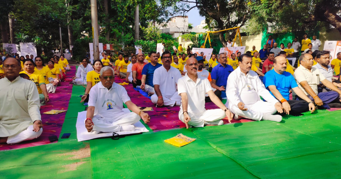 अंतर्राष्ट्रीय योग दिवस पर दुर्ग जिले में संकल्प से सिद्धि के तहत भव्य योग शिविरों का आयोजन, वरिष्ठ भाजपा नेताओं ने किया मार्गदर्शन