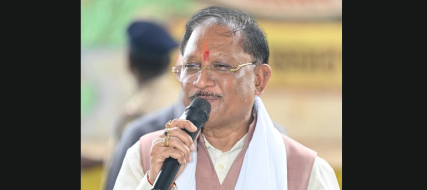 Sushasan Tihar Jan Chaupal: भीखमपुरा में मुख्यमंत्री ने सुनी जनता की बात