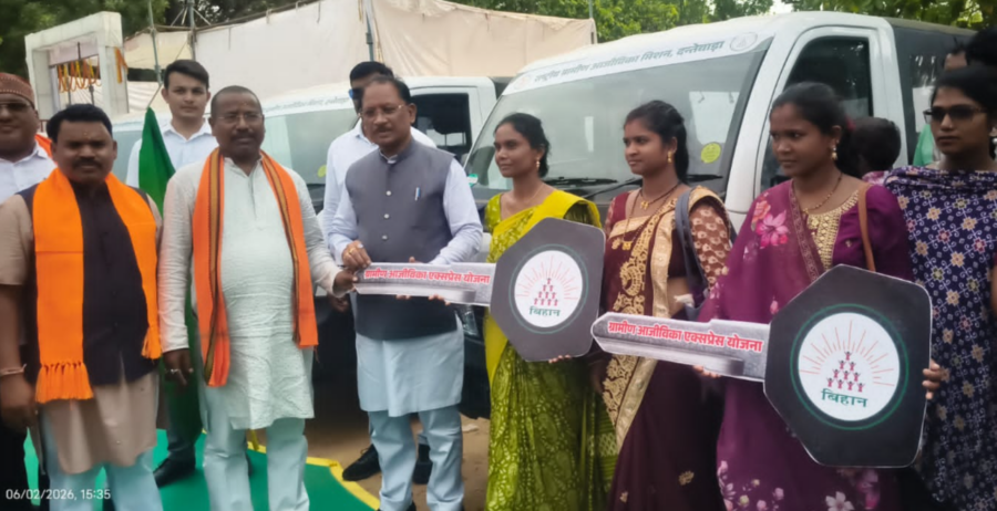 Rural Express Scheme: महिलाओं की आर्थिक आत्मनिर्भरता को मिली नई उड़ान