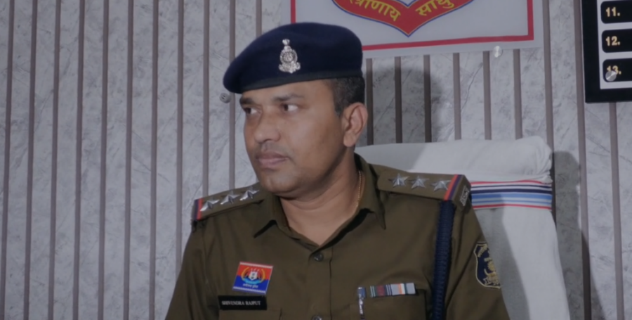 सत्ता के दबाव में पुलिस कार्रवाई का आरोप, धारा 307 जोड़ने को लेकर परिजनों ने थाने का किया घेराव