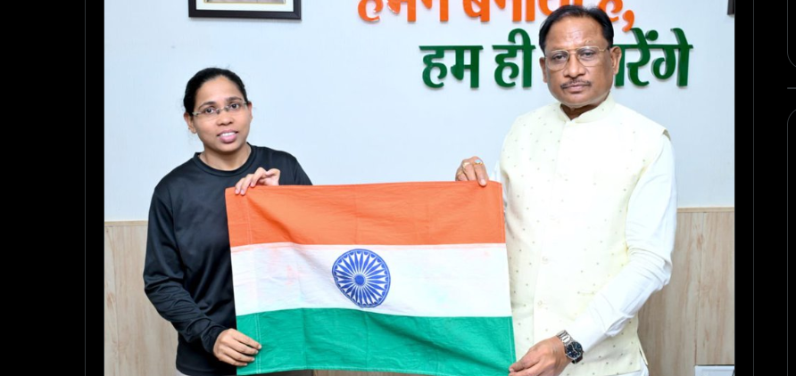 Chhattisgarh की बेटी का बड़ा कारनामा: अमिता श्रीवास 9 अप्रैल को फतह करेंगी Mount Everest — 5 बड़ी बातें जो हर छत्तीसगढ़िया को जाननी चाहिए