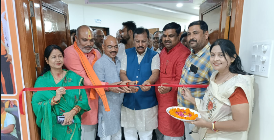 भाजपा स्थापना दिवस पर ऐतिहासिक प्रदर्शनी का आयोजन, सांसद विजय बघेल ने किया उद्घाटन