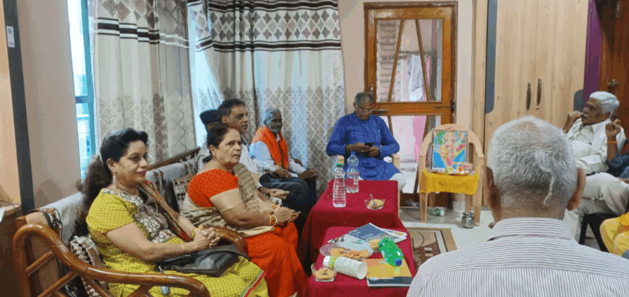 हिन्दी साहित्य भारती का श्रद्धा समर्पण एवं काव्य गोष्ठी : देशहित सर्वोपरि का संदेश