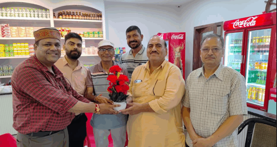 बागपत के बरनावा में शुरू हुई जिले की सबसे बड़ी कैंटीन, सुबह से रात तक मिलेगा शाकाहारी स्वाद