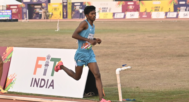 Khelo India Tribal Games: उधार स्पाइक्स से जीता सिल्वर – सूरज की 5 चौंकाने वाली कहानी