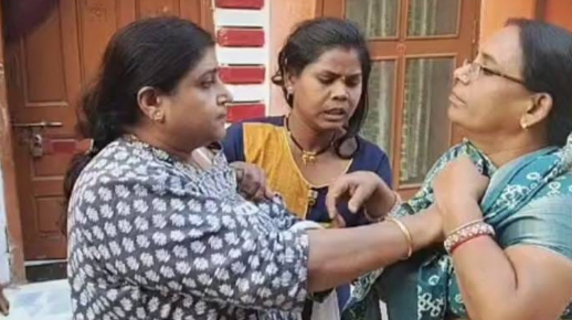 मतदाता पुनरीक्षण के दौरान बीएलओ से मारपीट, महिला का वीडियो वायरल; प्रशासन ने शुरू की जांच