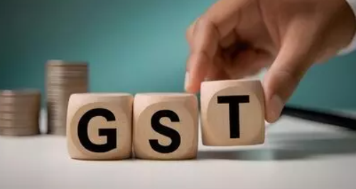 नई जीएसटी दरें लागू: पनीर, साबुन-शैंपू से लेकर कार-एसी तक सस्ते, दिवाली से पहले आम आदमी को राहत